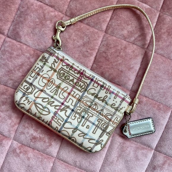 Coach Wrislet - Picture 3 of 4